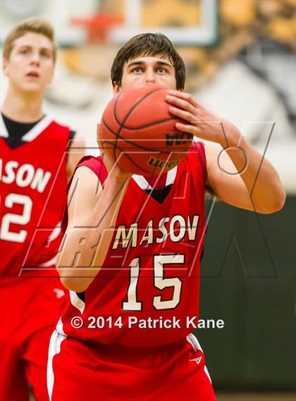 Thumbnail 2 in Mason vs. Falls Church (Joe Cascio Holiday Classic) photogallery.