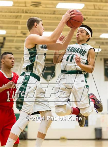 Thumbnail 1 in Mason vs. Falls Church (Joe Cascio Holiday Classic) photogallery.