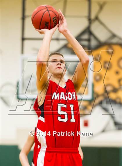 Thumbnail 3 in Mason vs. Falls Church (Joe Cascio Holiday Classic) photogallery.
