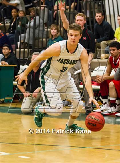 Thumbnail 3 in Mason vs. Falls Church (Joe Cascio Holiday Classic) photogallery.