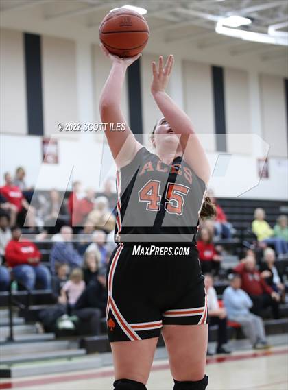 Thumbnail 1 in Amanda-Clearcreek @ Circleville photogallery.