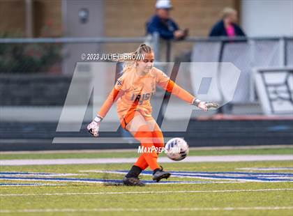Thumbnail 3 in Cathedral vs Indianapolis Bishop Chatard (City Championship) photogallery.