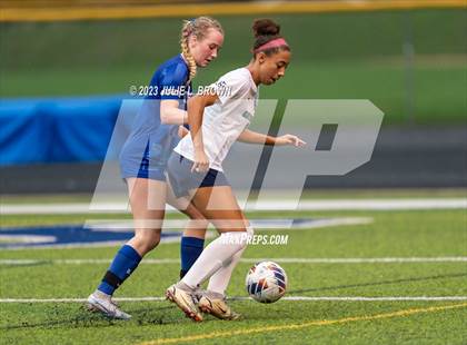 Thumbnail 2 in Cathedral vs Indianapolis Bishop Chatard (City Championship) photogallery.