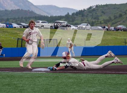 Thumbnail 3 in Windsor vs. Golden (CHSAA 4A Semifinals) photogallery.