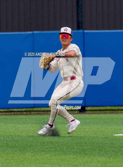 Thumbnail 2 in Windsor vs. Golden (CHSAA 4A Semifinals) photogallery.