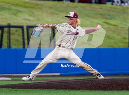 Thumbnail 3 in Windsor vs. Golden (CHSAA 4A Semifinals) photogallery.