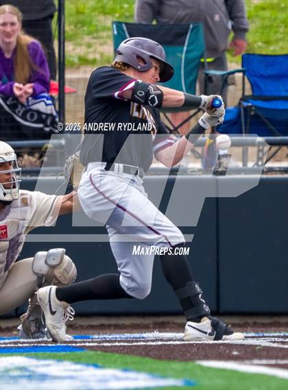 Thumbnail 1 in Windsor vs. Golden (CHSAA 4A Semifinals) photogallery.