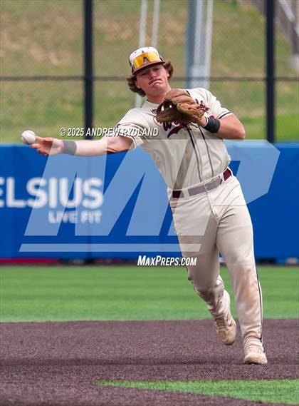 Thumbnail 2 in Windsor vs. Golden (CHSAA 4A Semifinals) photogallery.