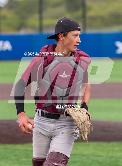 Thumbnail 3 in Windsor vs. Golden (CHSAA 4A Semifinals) photogallery.