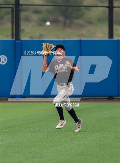 Thumbnail 3 in Windsor vs. Golden (CHSAA 4A Semifinals) photogallery.