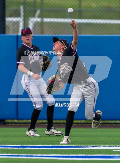 Thumbnail 1 in Windsor vs. Golden (CHSAA 4A Semifinals) photogallery.