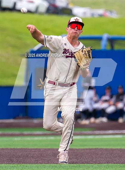 Thumbnail 1 in Windsor vs. Golden (CHSAA 4A Semifinals) photogallery.
