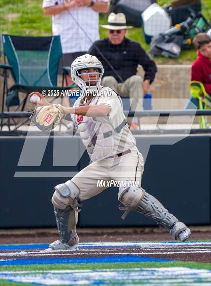 Thumbnail 2 in Windsor vs. Golden (CHSAA 4A Semifinals) photogallery.