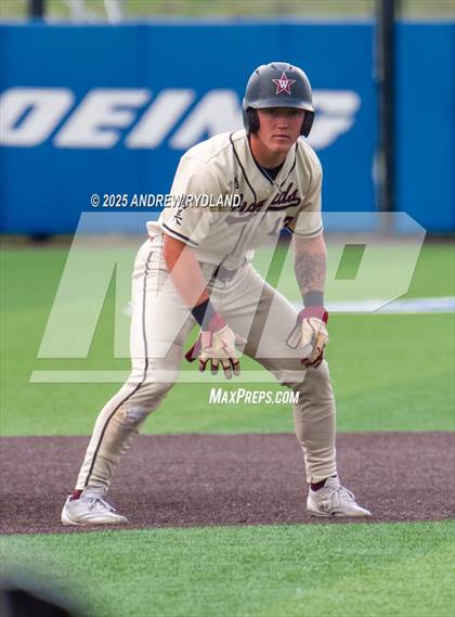 Thumbnail 1 in Windsor vs. Golden (CHSAA 4A Semifinals) photogallery.