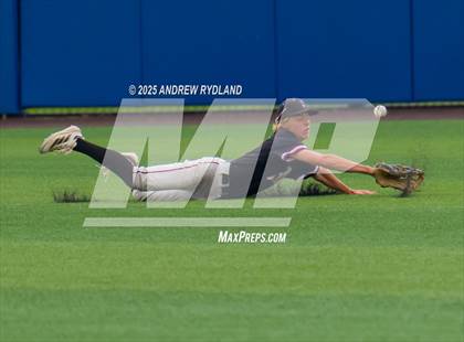 Thumbnail 3 in Windsor vs. Golden (CHSAA 4A Semifinals) photogallery.