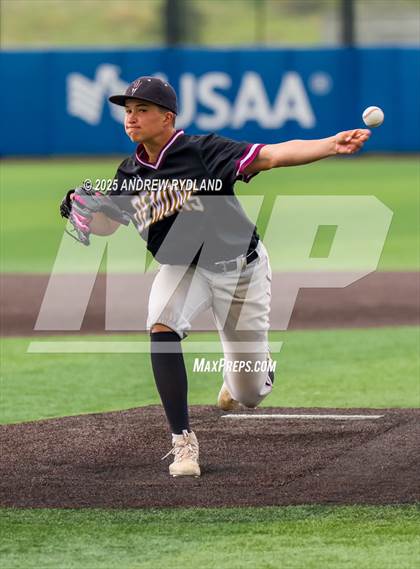 Thumbnail 3 in Windsor vs. Golden (CHSAA 4A Semifinals) photogallery.