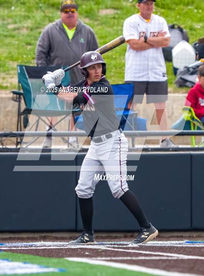 Thumbnail 2 in Windsor vs. Golden (CHSAA 4A Semifinals) photogallery.