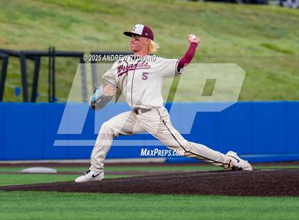 Thumbnail 1 in Windsor vs. Golden (CHSAA 4A Semifinals) photogallery.