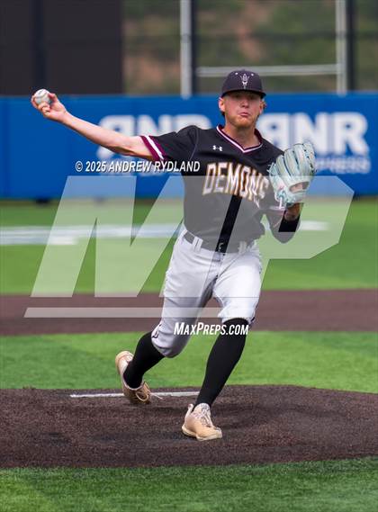 Thumbnail 3 in Windsor vs. Golden (CHSAA 4A Semifinals) photogallery.