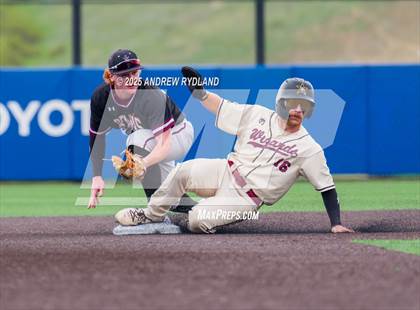 Thumbnail 2 in Windsor vs. Golden (CHSAA 4A Semifinals) photogallery.