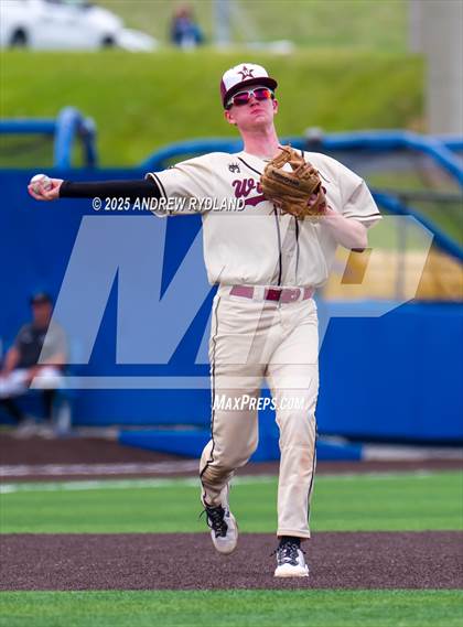 Thumbnail 3 in Windsor vs. Golden (CHSAA 4A Semifinals) photogallery.