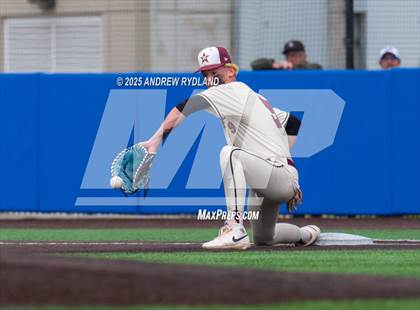 Thumbnail 2 in Windsor vs. Golden (CHSAA 4A Semifinals) photogallery.