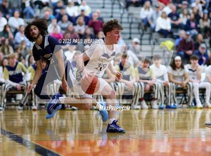 Thumbnail 3 in Muncy vs. Northwest Area (PIAA District 4 Class 2A Final) photogallery.
