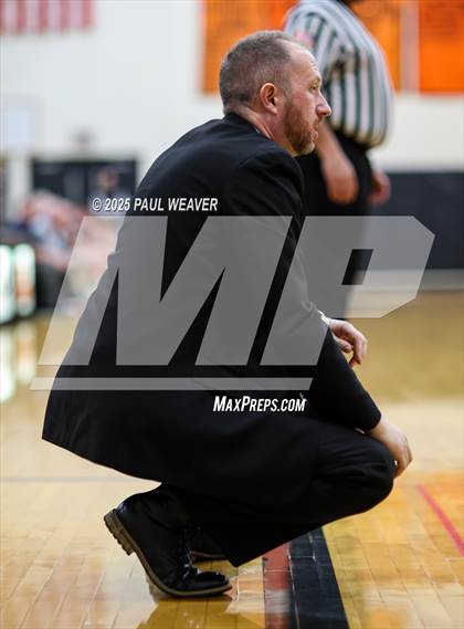 Thumbnail 1 in Muncy vs. Northwest Area (PIAA District 4 Class 2A Final) photogallery.