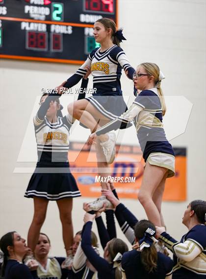 Thumbnail 1 in Muncy vs. Northwest Area (PIAA District 4 Class 2A Final) photogallery.
