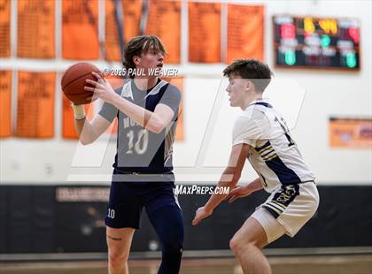 Thumbnail 2 in Muncy vs. Northwest Area (PIAA District 4 Class 2A Final) photogallery.