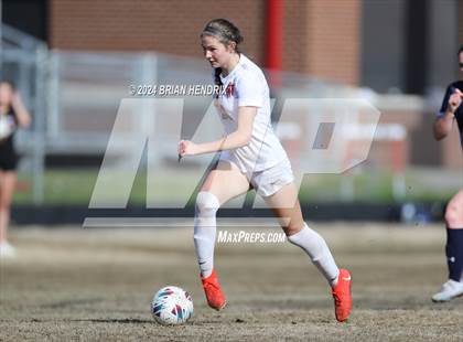Thumbnail 1 in Hoggard @ South Mecklenburg photogallery.