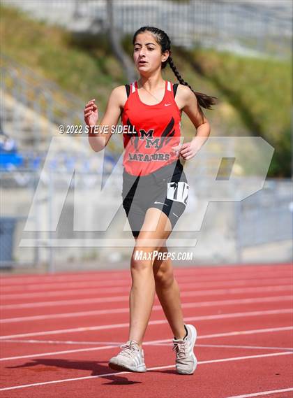 Thumbnail 2 in 6th Annual Meb Keflezighi Invitational photogallery.