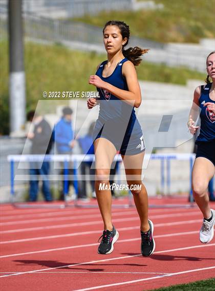 Thumbnail 2 in 6th Annual Meb Keflezighi Invitational photogallery.