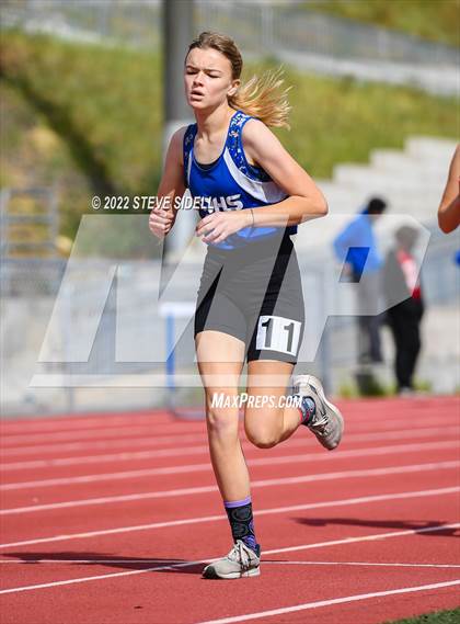 Thumbnail 3 in 6th Annual Meb Keflezighi Invitational photogallery.