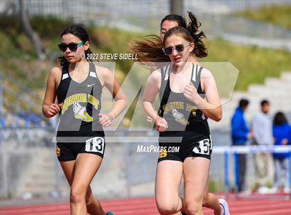 Thumbnail 1 in 6th Annual Meb Keflezighi Invitational photogallery.