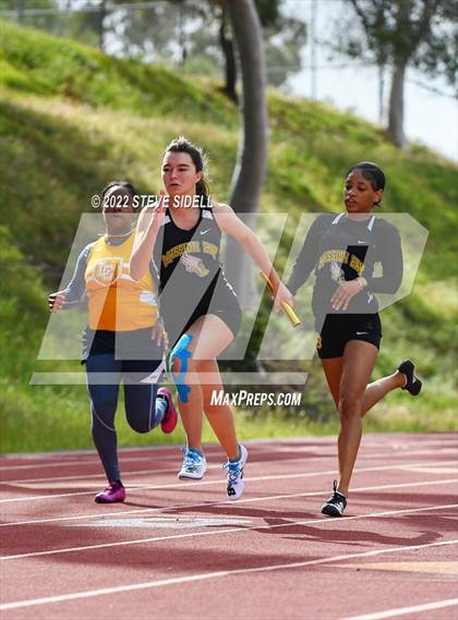 Thumbnail 1 in 6th Annual Meb Keflezighi Invitational photogallery.