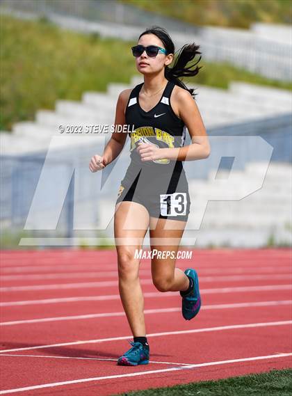 Thumbnail 2 in 6th Annual Meb Keflezighi Invitational photogallery.