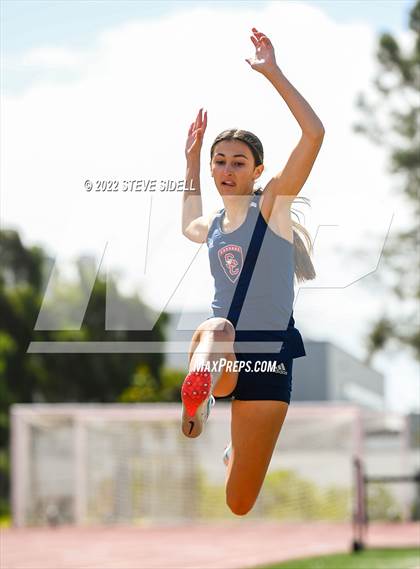 Thumbnail 2 in 6th Annual Meb Keflezighi Invitational photogallery.