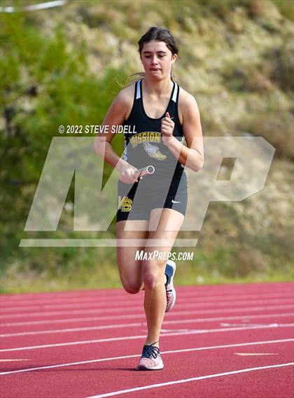Thumbnail 1 in 6th Annual Meb Keflezighi Invitational photogallery.