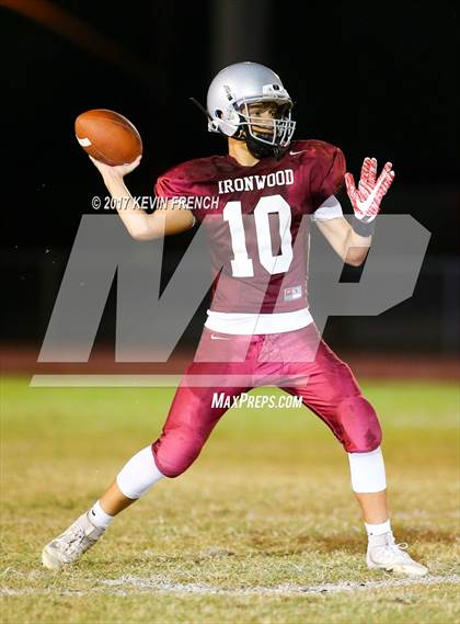 Thumbnail 2 in Freshman: Sunnyslope @ Ironwood photogallery.
