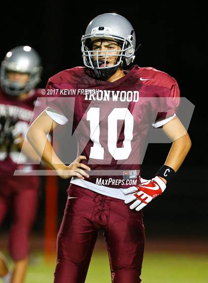 Thumbnail 3 in Freshman: Sunnyslope @ Ironwood photogallery.