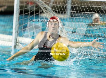 Thumbnail 3 in Centennial vs JSerra Catholic (Troy Varsity Holiday Series) photogallery.