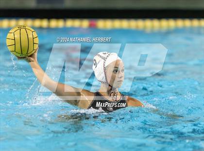 Thumbnail 3 in Centennial vs JSerra Catholic (Troy Varsity Holiday Series) photogallery.