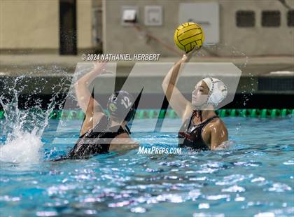 Thumbnail 3 in Centennial vs JSerra Catholic (Troy Varsity Holiday Series) photogallery.