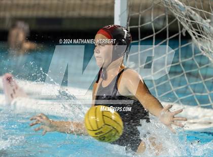 Thumbnail 3 in Centennial vs JSerra Catholic (Troy Varsity Holiday Series) photogallery.