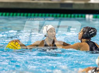 Thumbnail 3 in Centennial vs JSerra Catholic (Troy Varsity Holiday Series) photogallery.