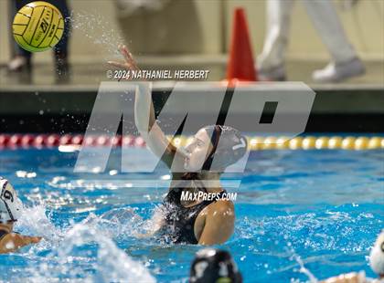 Thumbnail 3 in Centennial vs JSerra Catholic (Troy Varsity Holiday Series) photogallery.