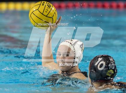 Thumbnail 2 in Centennial vs JSerra Catholic (Troy Varsity Holiday Series) photogallery.