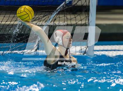 Thumbnail 1 in Centennial vs JSerra Catholic (Troy Varsity Holiday Series) photogallery.