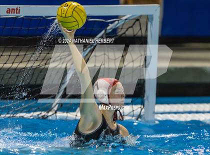 Thumbnail 2 in Centennial vs JSerra Catholic (Troy Varsity Holiday Series) photogallery.